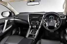 Mitsubishi Pajero Sport - Image 2